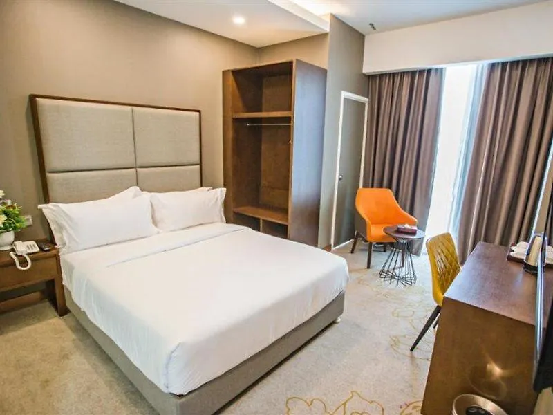 Grand Flora Hotel Malakka 3*,  Malezya